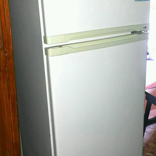 Whirlpool refrigerator used in very good condition