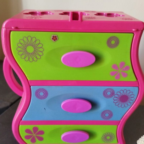 Polly Pocket Shake 'n Sort toy in like new condition