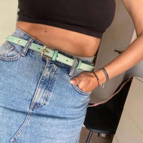 Gizia belt new in mint color
