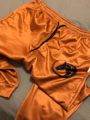 Sweatpants Horse Logo XL like new, orange