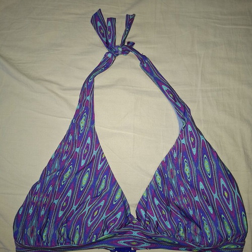 Halter bikini top like new, colorful, size L
