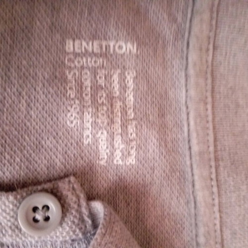 Benetton t-shirts like new, yellow S and grey M