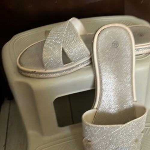 Slippers used, size 39, white and gray