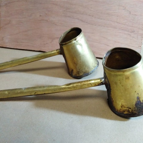 Brikia used, set of eight and four copper pieces