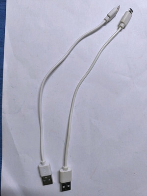 Καλώδια φόρτισης USB micro 2.0 λευκά, μήκους 24cm, 2 τεμάχια σαν καινούργια