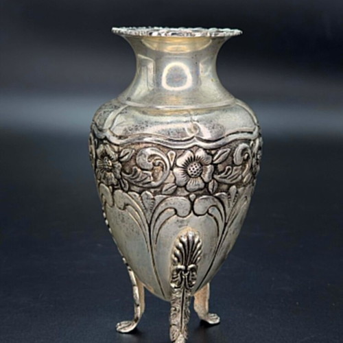Silver decorative vintage vase used with embossed designs, 19 cm
