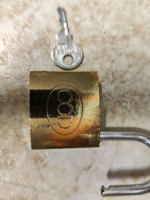 COD Candado X12 chrome-plated padlock like new