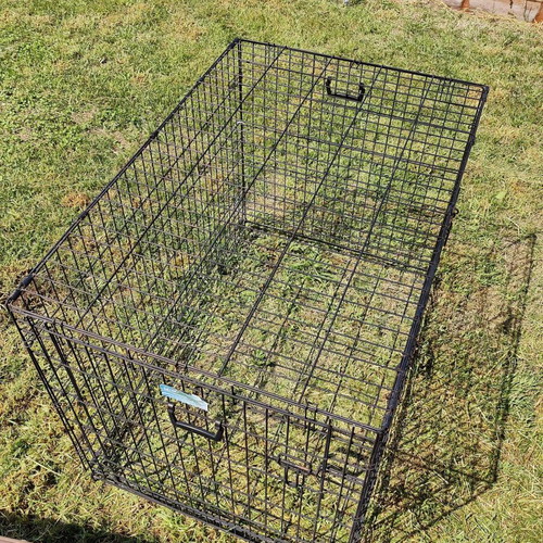 Crate wire dog cage used, large 107x71x76cm