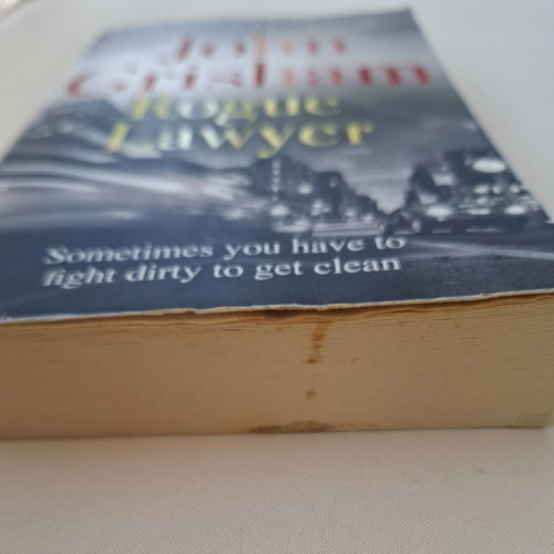 Rogue Lawyer by John Grisham used English crime novel