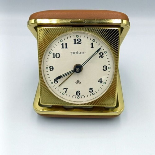 Peter mechanical travel clock like new, analog, tabletop
