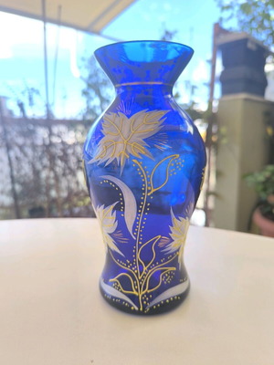 Cobalt glass vase used with painted flowers