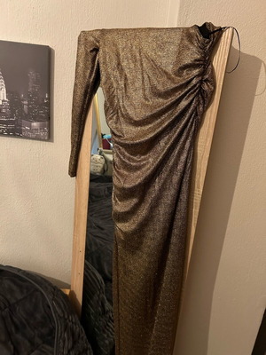 Zara dress new gold with slit and one shoulder size L