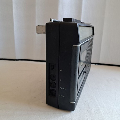 Saba RCR 373 radio cassette player used, for parts