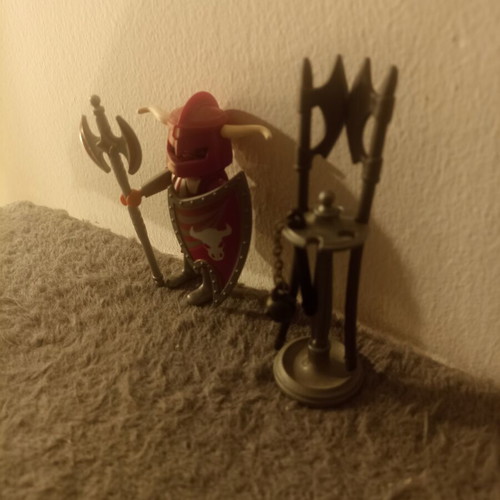Playmobil Knight with extra weapons, special plus series