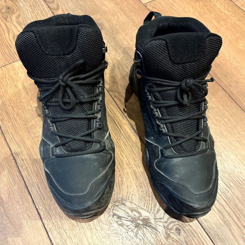 Adidas Terrex AX3 Beta Mid boots size 41.5, black