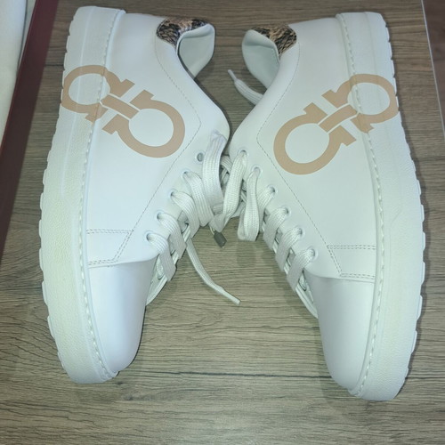 Salvatore Ferragamo men's white sports shoes new