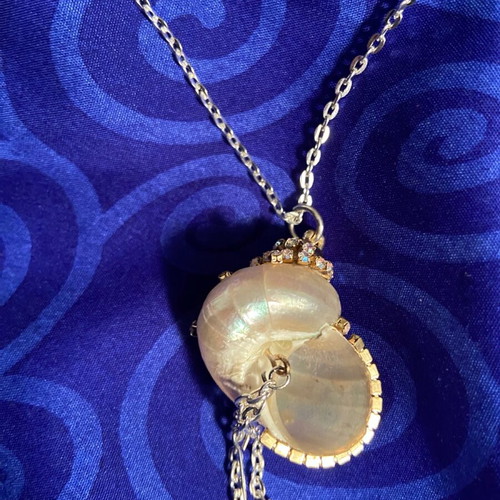 Summer necklace with shell, rhinestones, moonstone and silver-plated chain new