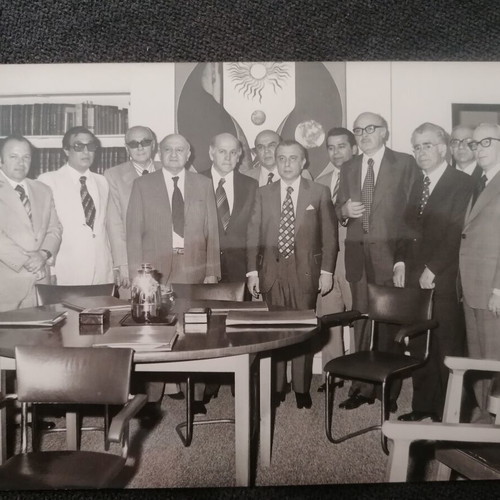 Φωτογραφία Κύπρος μεταχειρισμένη με τον Πρόεδρο Σπύρο Κυπριανού