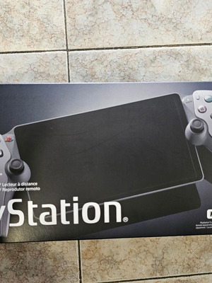 Sony PlayStation Portal Remote Player 30th Anniversary Limited Edition нов