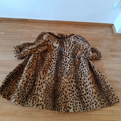 Women's coat with natural mink fur Skaperdas used, size L-XL