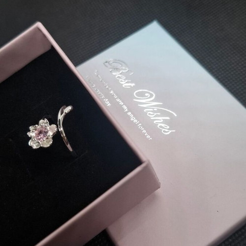 Silver 925 ring new with gift box