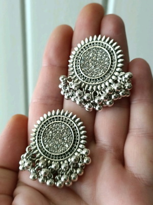Mandala women's earrings new, oxidized silver finish, steel with moving beads