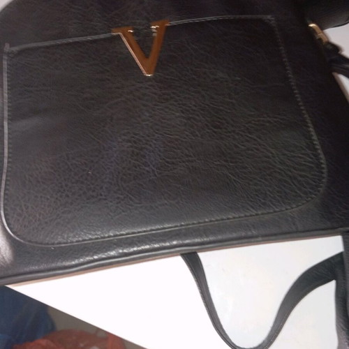 Leather shoulder bags like new, pack of 4, black