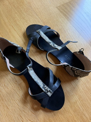 Hush Puppies sandals new, size 41, black