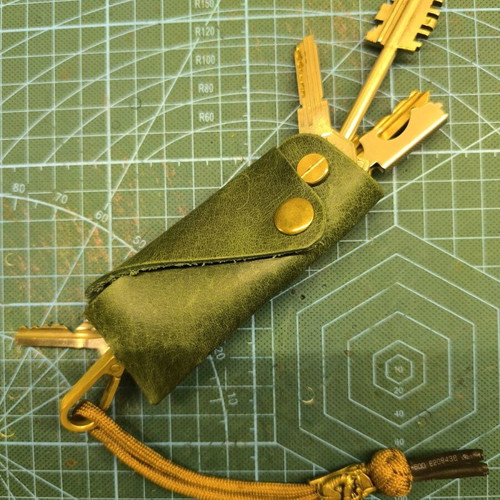 Handmade EDC leather key wallet, custom order