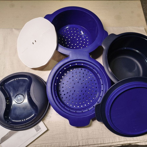 Tupperware Micro Urban Large 3.0L multicooker like new, dark blue
