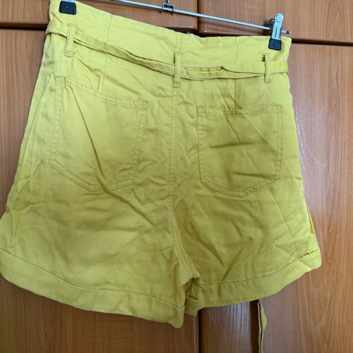 Only women's shorts like new, size M 38 10