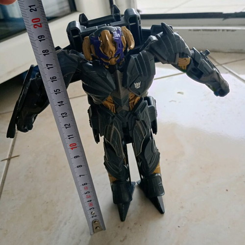 Transformers The Last Knight Armour Turbo Changer Megatron figure used