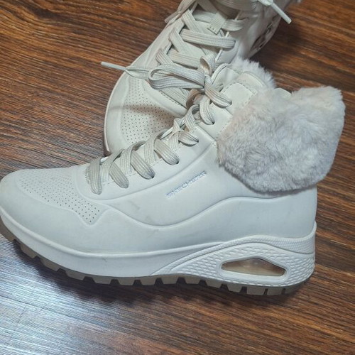 Μποτάκια Skechers Uno Rugged σαν καινούργια, άσπρα, νούμερο 37