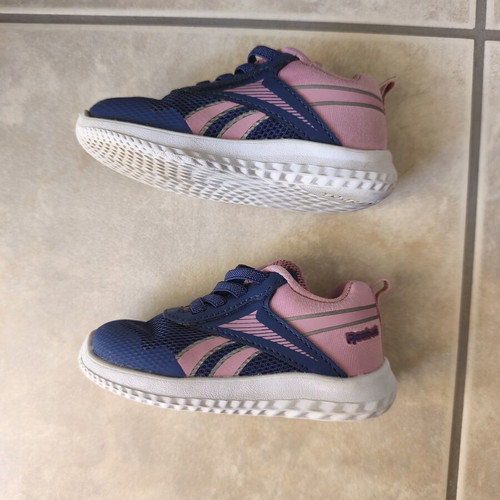Reebok Sport Rush Runner 5 baby athletic shoes used, size 20, pink