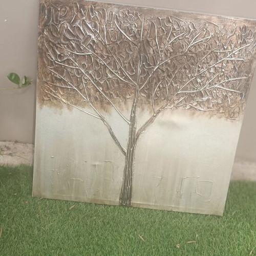 Canvas painting with tree theme used