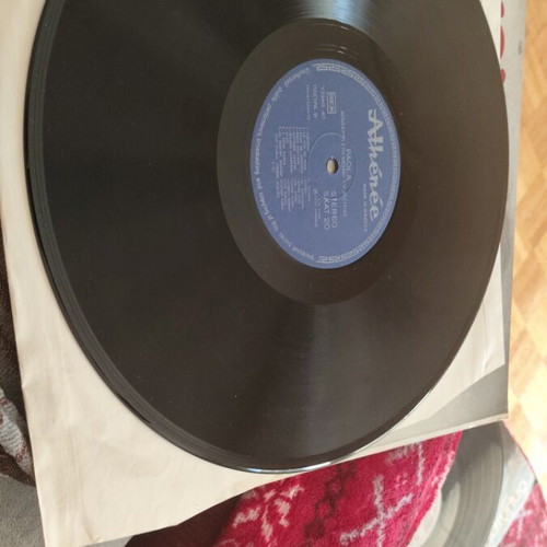 Paola Souvenir vinyl used