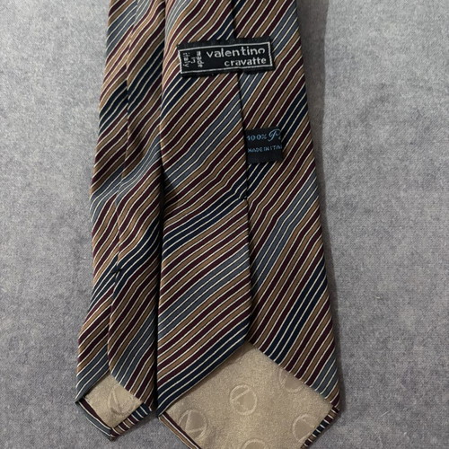 Silk tie like new
