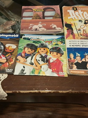 Movie DVDs dubbed, like new, pack of 6