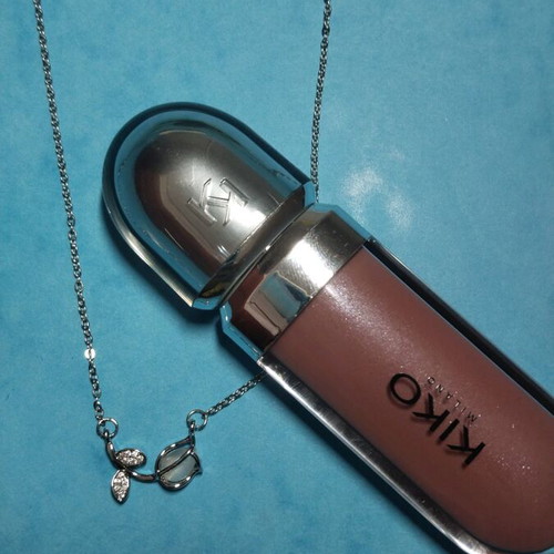Rose necklace new