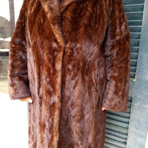 Brown mink fur coat like new, size large