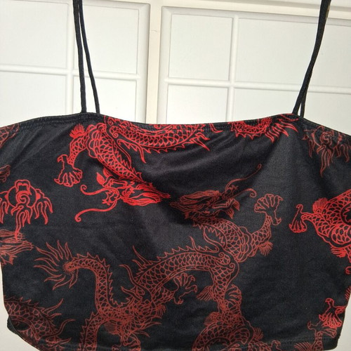 Shein crop top like new with thin straps and Chinese design