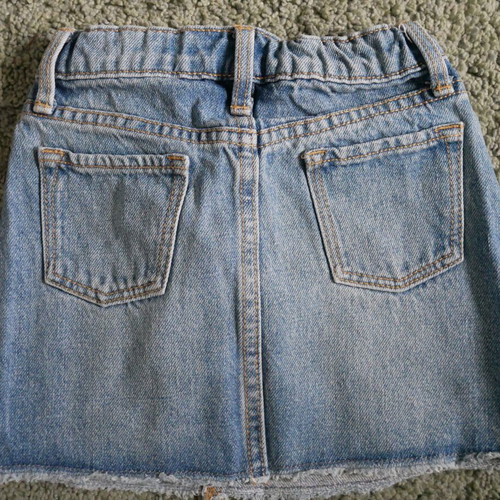 Old Navy denim skirt for 3-year-old, like new, adjustable waist