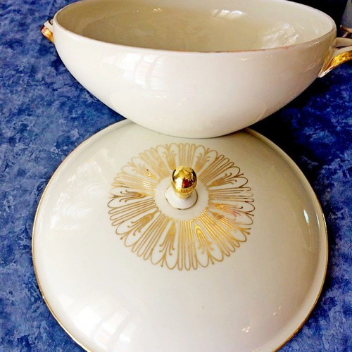 Vintage porcelain soup tureen Seltmann Weiden 1960s
