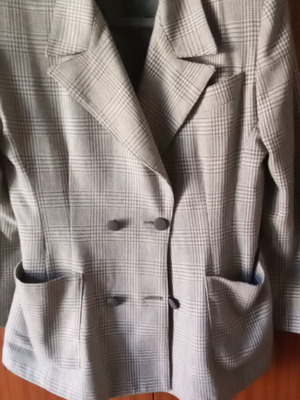 Checked jacket like new, winter, size M 38 10, white and gray