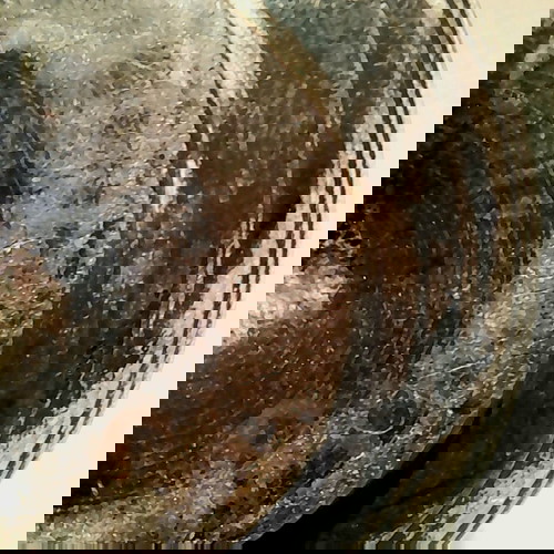 Ръчно изработена издълбана пепелник с камък от Мъртво море като нов