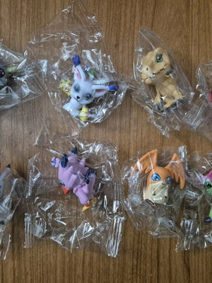 Digimon φιγούρες καινούργιες, πακέτο 8 τεμαχίων