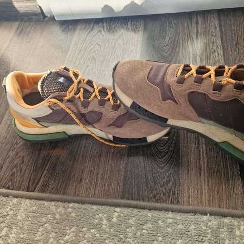 Blauer men's sports shoes like new, size 44, brown with orange and green accents