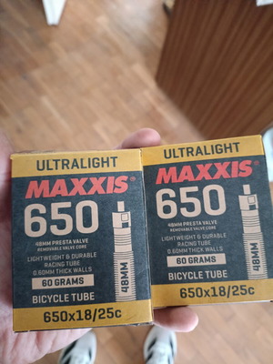 Maxxis Ultra Light Bicycle Tubes 650x18/25c new, pair