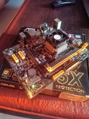 AM1 Athlon 5350 motherboard and CPU set like new, low power