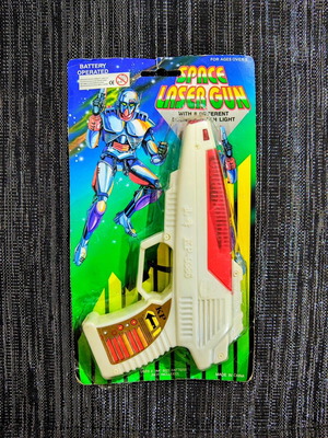 Vintage Space Laser Gun καινούργιο, σφραγισμένο σε μπλίστερ